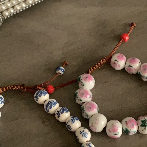 Hand painted glass bead bracelet set - Picture 4 of 4